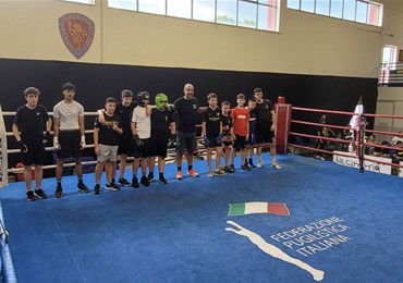 Boxe contro il bullismo: tanti giovani pugili della tuscia sul ring del Fiamme Oro di Roma