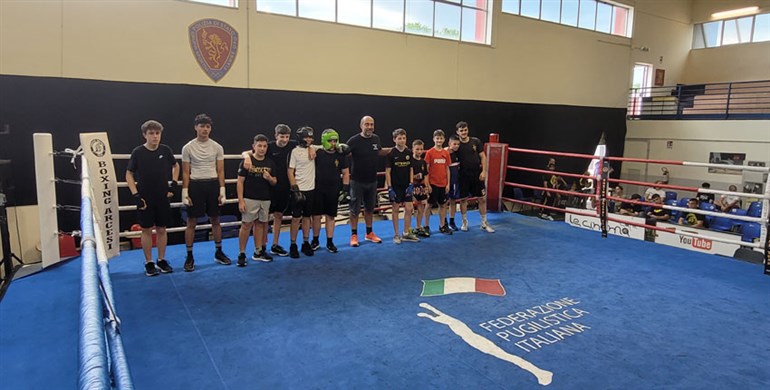 Boxe contro il bullismo: tanti giovani pugili della tuscia sul ring del Fiamme Oro di Roma